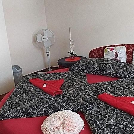 Penzion Nicol Znojmo Luaran gambar